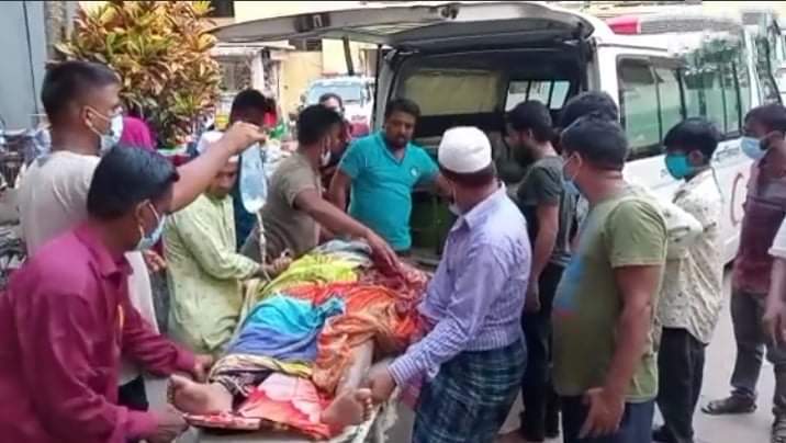 চাঁদপুরে ছাদে ঘুরতে গিয়ে বিদ্যুৎস্পৃষ্টে ঝলসে গেলো কিশোরী