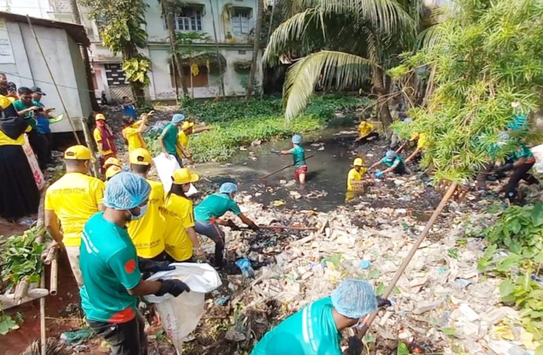 অবশেষে পরিস্কার করা হচ্ছে চাঁদপুরের গুরুত্বপূর্ণ এসবি খাল