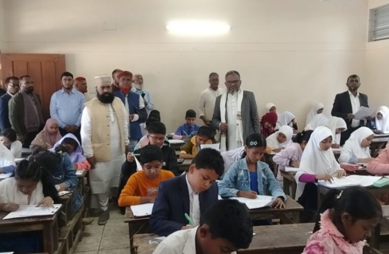 হাজীগঞ্জের রামপুরে আলহাজ্ব আব্দুল হালিম তালুকদার ফাউন্ডেশনের বৃত্তি পরীক্ষা অনুষ্ঠিত