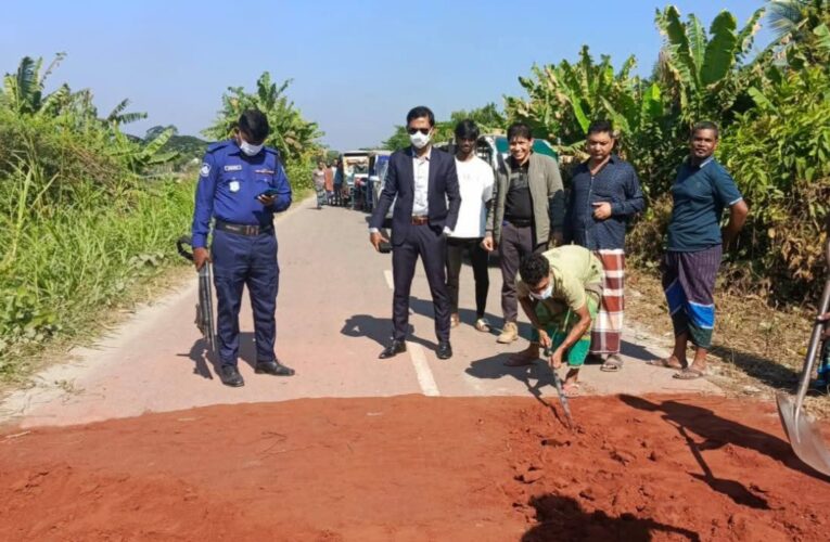 মেঘনা ধনাগোদা সেচ প্রকল্পের বেড়িবাঁধে অবৈধ বালু পাইপলাইন উচ্ছেদ, ট্রাক চালকদের অর্থদণ্ড