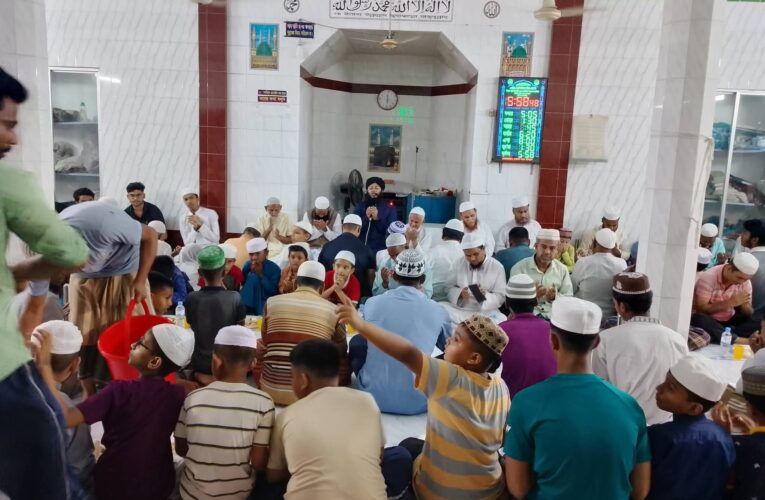 আল আমিন জামে মসজিদে ইফতার ও দোয়া মাহফিল অনুষ্ঠিত