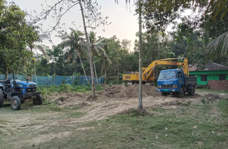 আদালতে মামলা করে ও রক্ষা করা যাচ্ছেনা ফসলি জমির মাটি