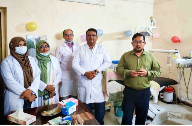 হাজীগঞ্জ উপজেলা স্বাস্থ্য কমপ্লেক্সে নতুন সাজে ডেন্টাল ইউনিট,বিনামূল্যে সেবা দিচ্ছেন চারজন চিকিৎসক