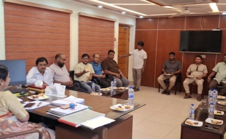 চাঁদপুর-কুমিল্লা আঞ্চলিক মহাসড়কে দুর্ঘটনা রোধে শাহরাস্তিতে প্রশাসনের কঠোর সিদ্ধান্ত